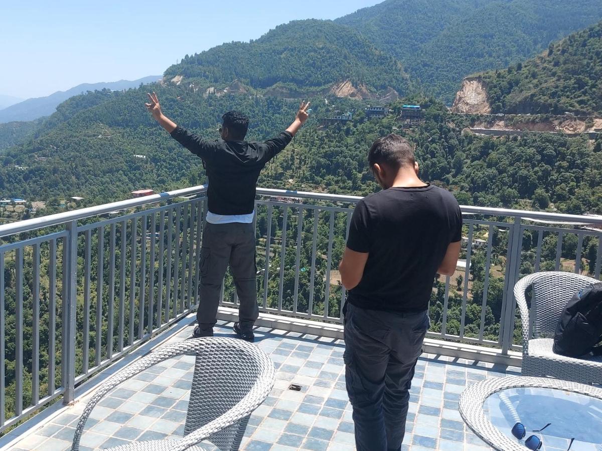 Mount Heaven Hotel Kandaghat Ngoại thất bức ảnh