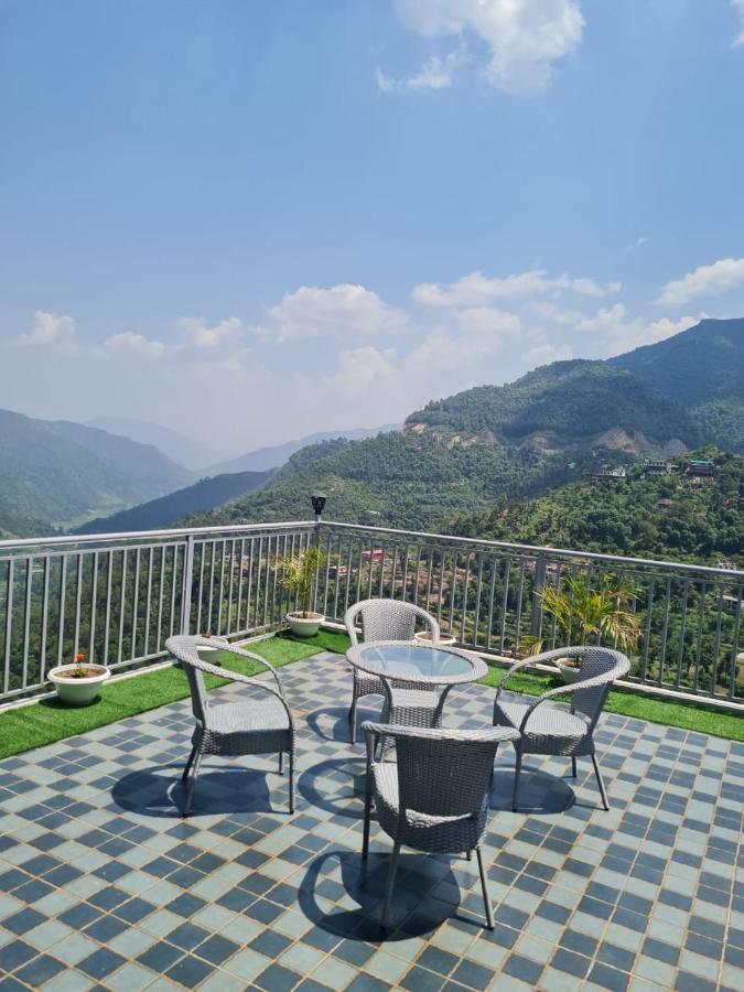 Mount Heaven Hotel Kandaghat Ngoại thất bức ảnh
